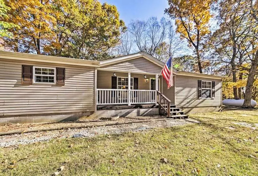 Haven In The Woods W/ 150 Acres, 2 Ponds