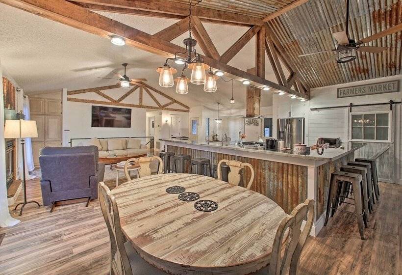 15 Mi To Hot Springs Nat L Park: Home W/ Fire Pit!