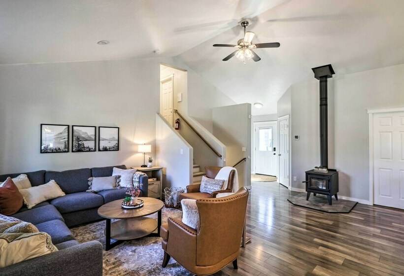 Kalispell Home W/ 2 Suites ~ 35 Mi To Glacier