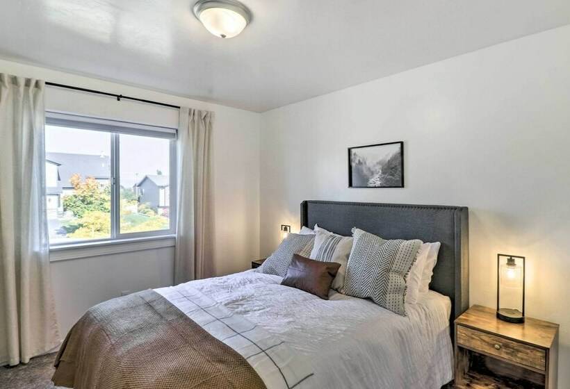 Kalispell Home W/ 2 Suites ~ 35 Mi To Glacier