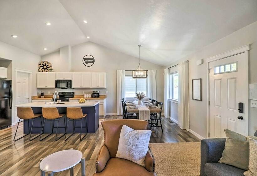 Kalispell Home W/ 2 Suites ~ 35 Mi To Glacier