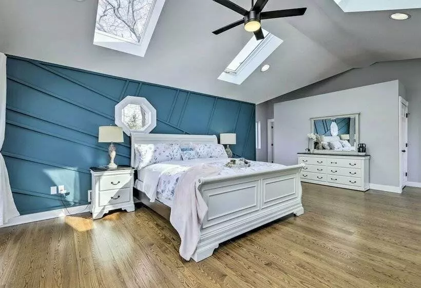 Lakefront Home: 2 Mi To Air Line State Park Trail!