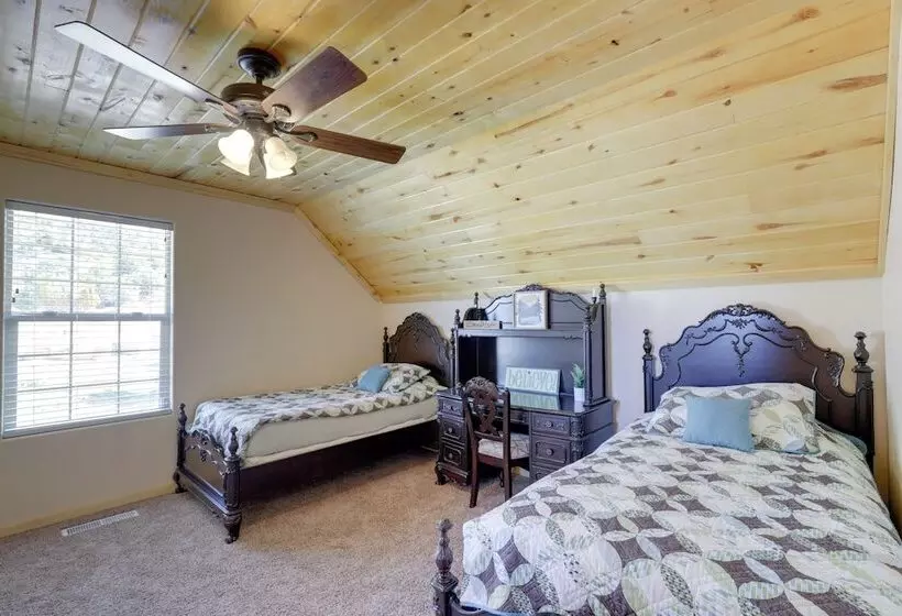 Large Sterling Cabin < 1 Mi To Palisade State Park