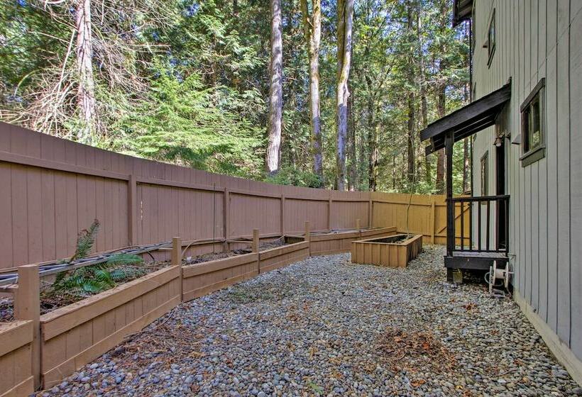 Modern Harstine Island Hideaway W/ Water Views!