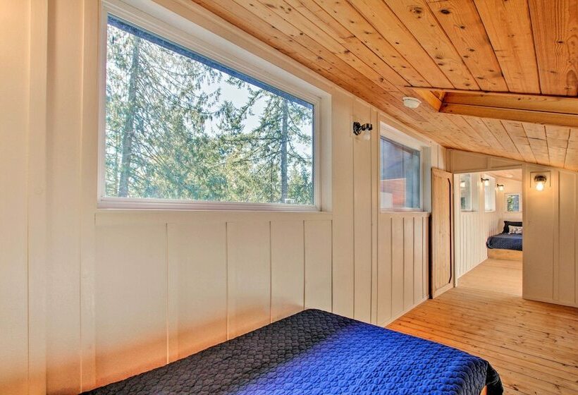 Modern Harstine Island Hideaway W/ Water Views!