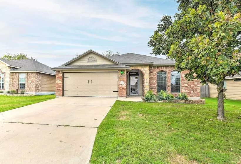 Temple Retreat: Game Room & Deck, Pets Welcome