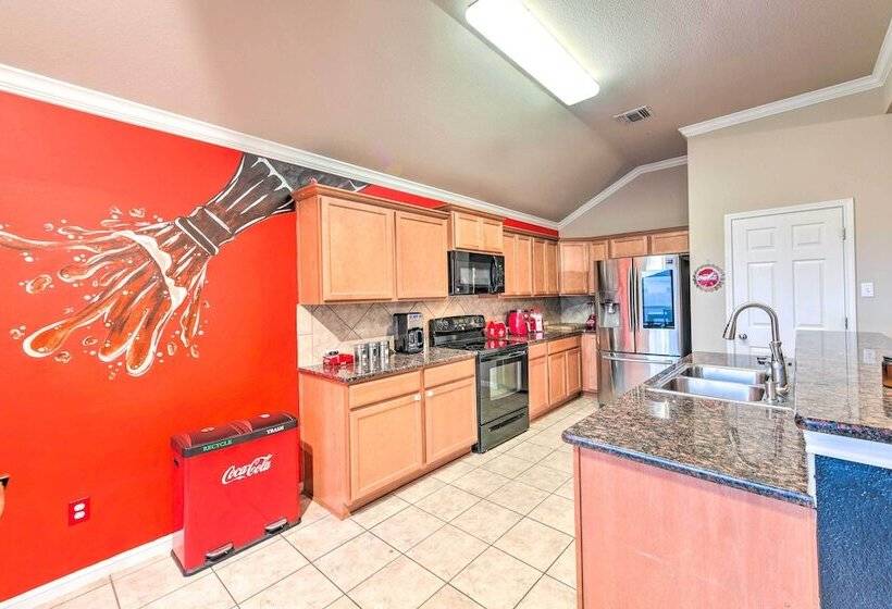 Temple Retreat: Game Room & Deck, Pets Welcome