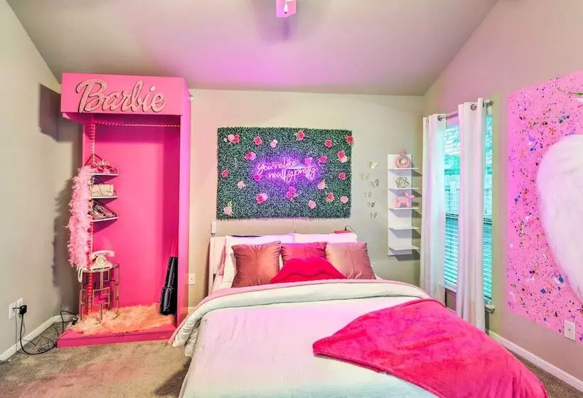 Temple Retreat: Game Room & Deck, Pets Welcome