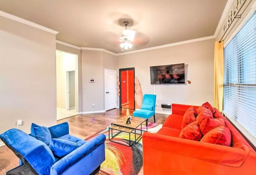 Temple Retreat: Game Room & Deck, Pets Welcome