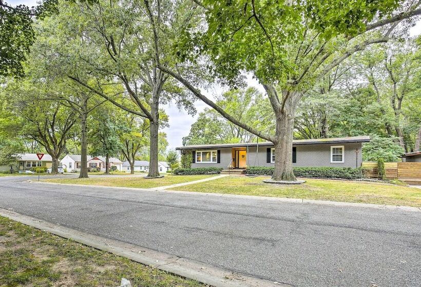 Overland Park Home W/ Deck & Waterfall Pond!