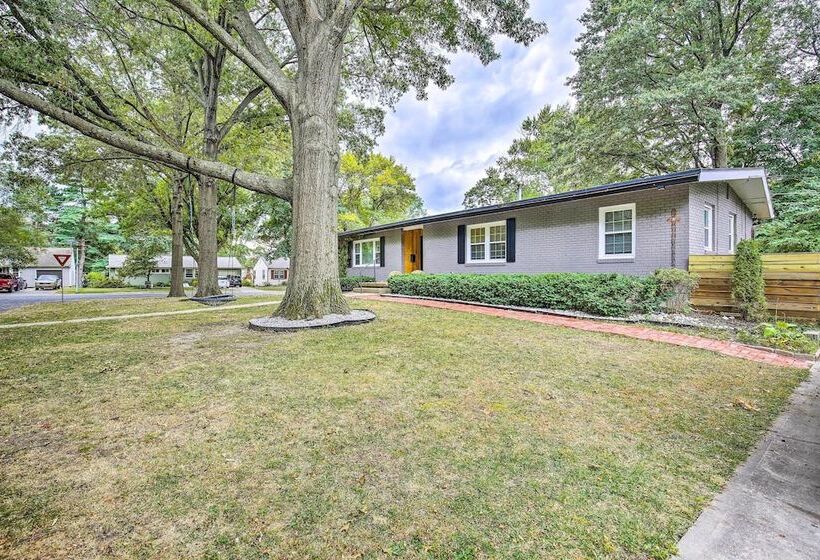 Overland Park Home W/ Deck & Waterfall Pond!