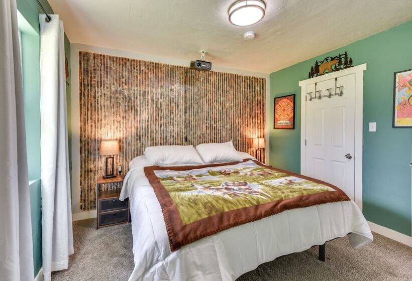 Pet Friendly Clearfield Home Near Hill Afb!