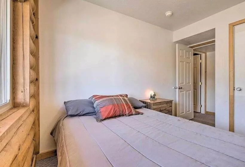 Pioche Family Cabin W/ View   Walk To Main St!