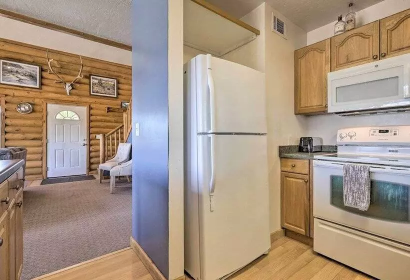 Pioche Family Cabin W/ View   Walk To Main St!