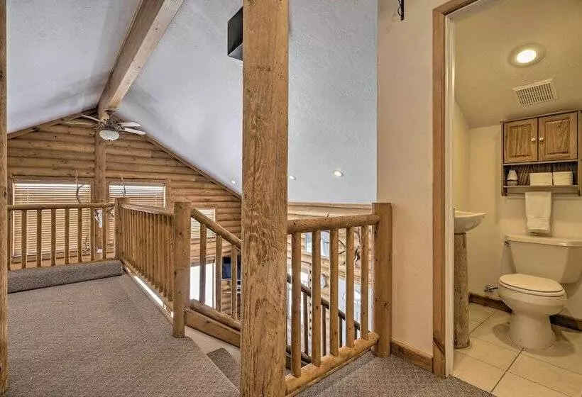 Pioche Family Cabin W/ View   Walk To Main St!