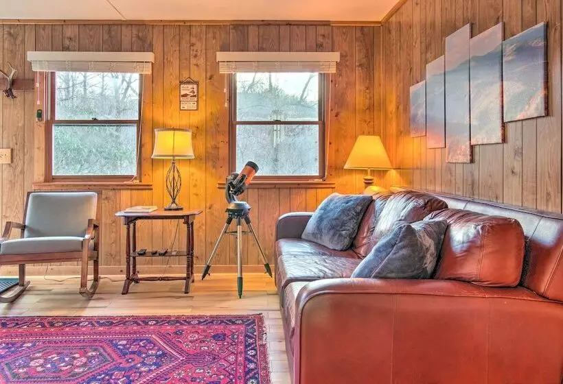 2 Decks + Views: Spruce Pine Cabin On 8 Acres