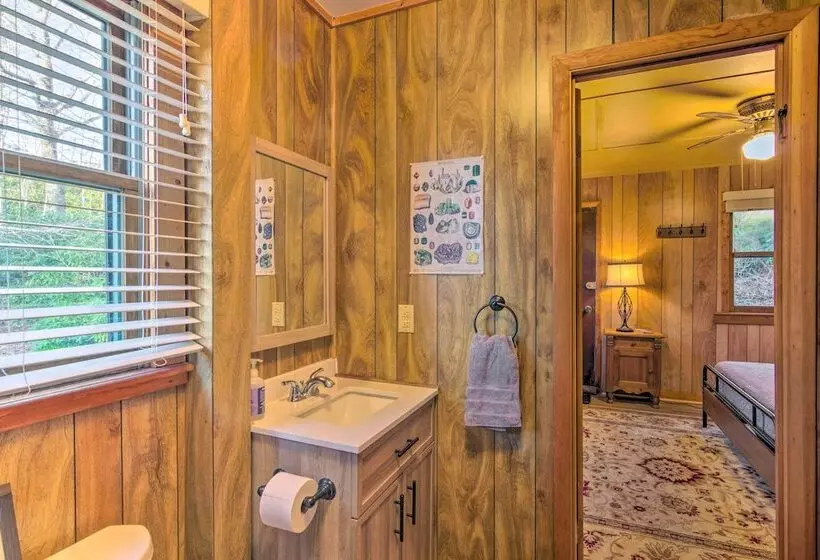 2 Decks + Views: Spruce Pine Cabin On 8 Acres