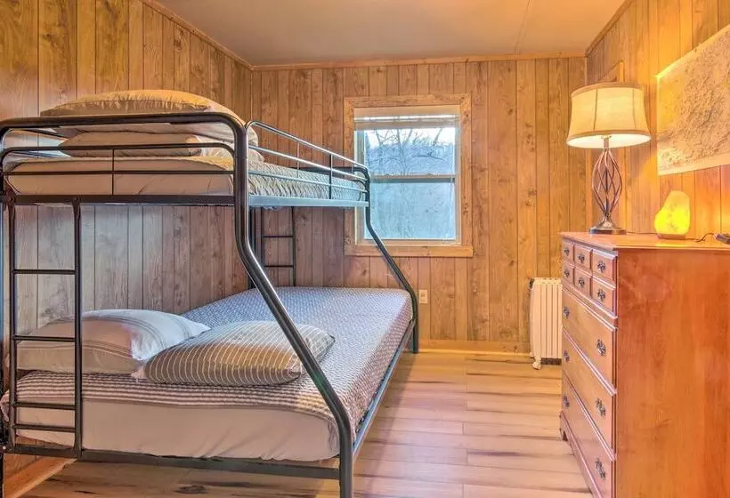 2 Decks + Views: Spruce Pine Cabin On 8 Acres