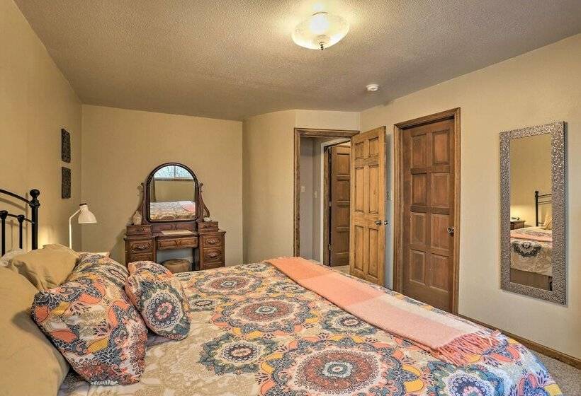 Rapid City Vacation Home W/ Wraparound Deck!