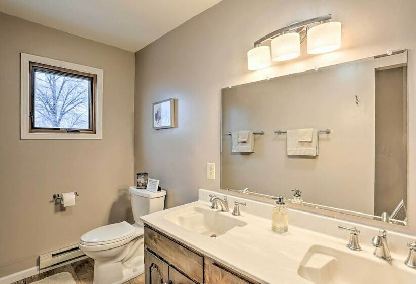 Rapid City Vacation Home W/ Wraparound Deck!