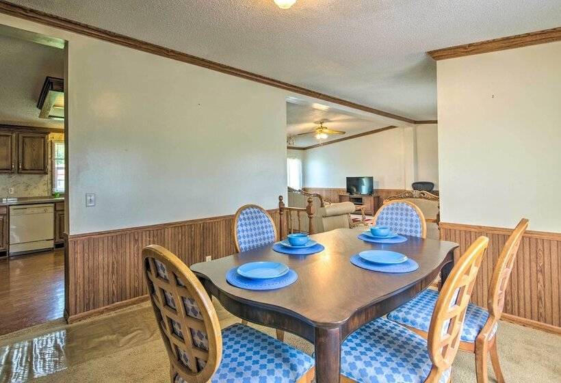 Relaxing Prairie Home, 29 Mi To Starkville!