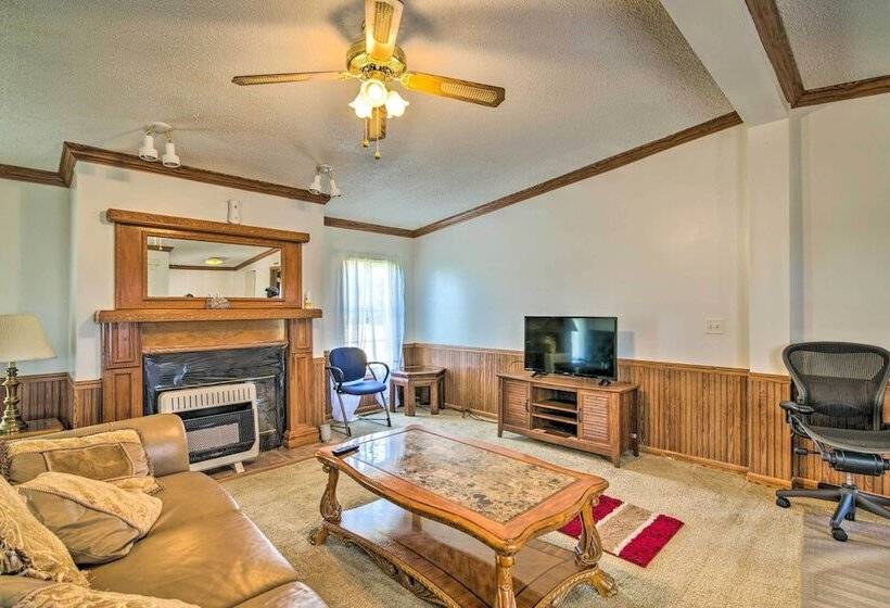 Relaxing Prairie Home, 29 Mi To Starkville!
