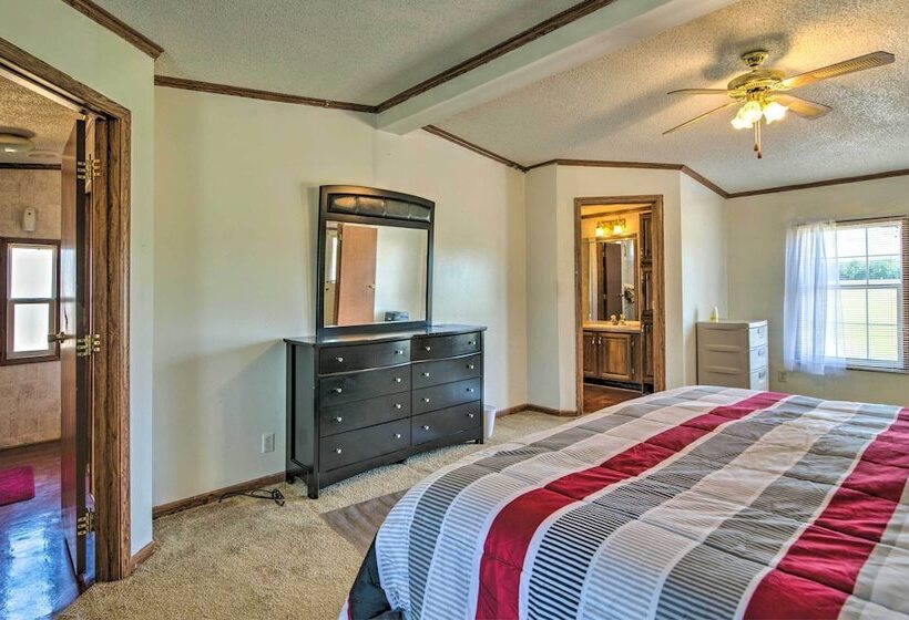 Relaxing Prairie Home, 29 Mi To Starkville!