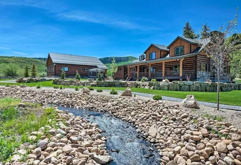 Renovated Historic Cabin ~25 Miles To Park City!