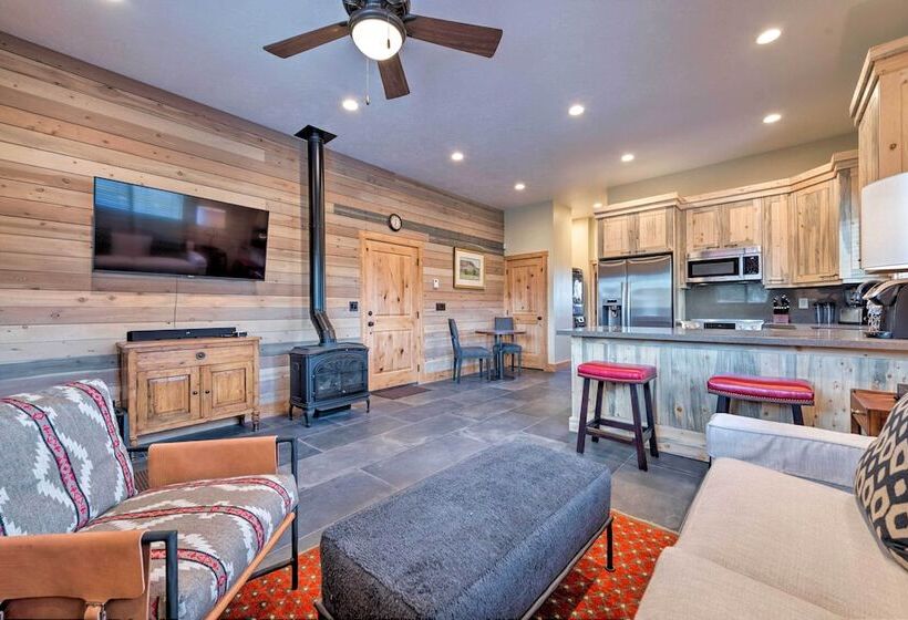 Renovated Historic Cabin ~25 Miles To Park City!