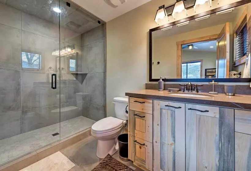 Renovated Historic Cabin ~25 Miles To Park City!