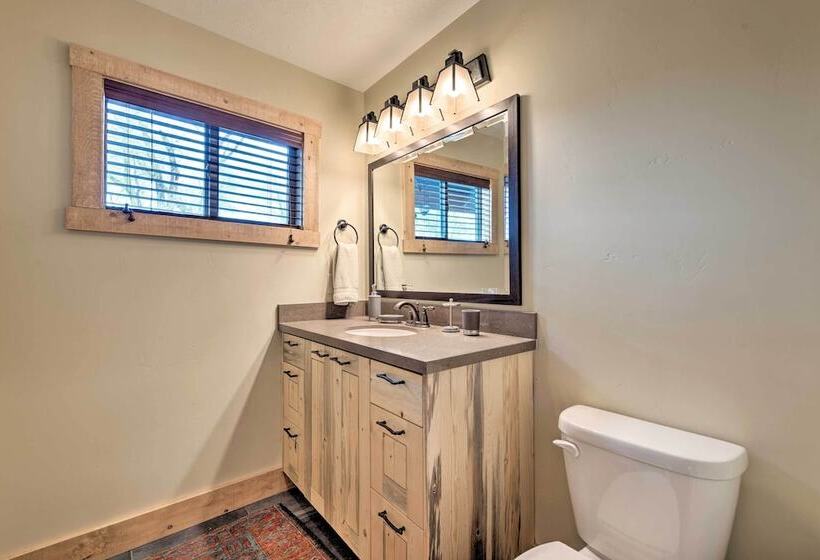 Renovated Historic Cabin ~25 Miles To Park City!