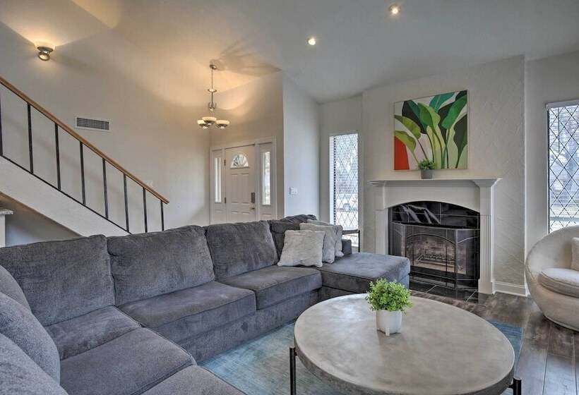 Richardson Family Retreat: Private Pool & Hot Tub!