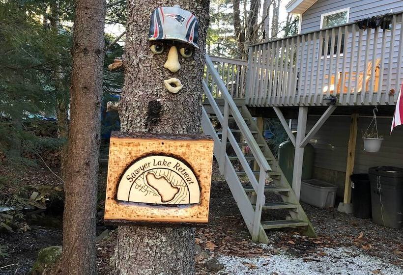 Sawyer Lake Retreat W/ Decks: Walk To Beach!