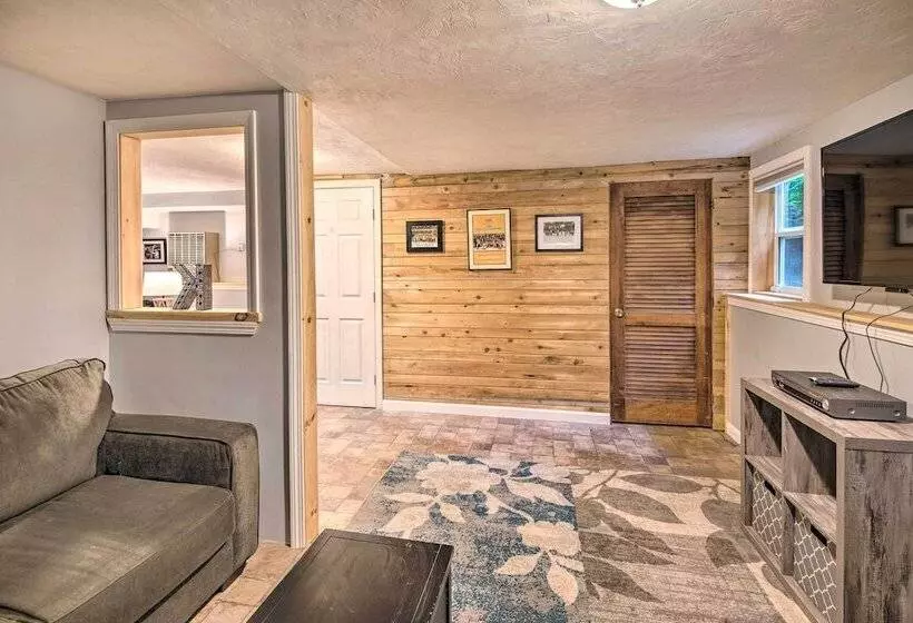 Sawyer Lake Retreat W/ Decks: Walk To Beach!