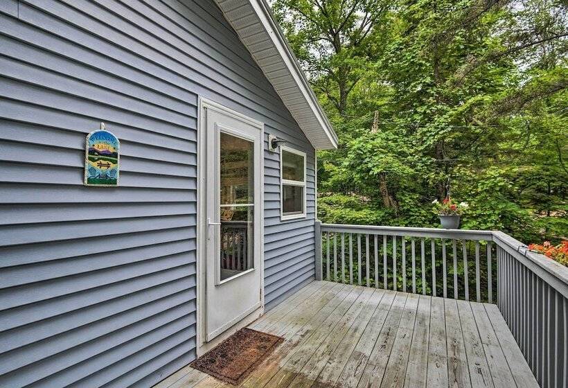 Sawyer Lake Retreat W/ Decks: Walk To Beach!