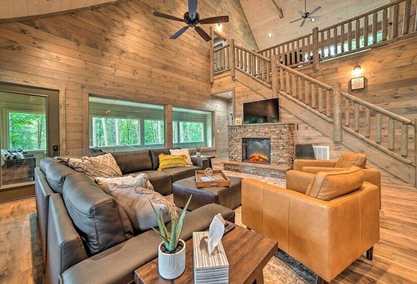 Sevierville Cabin W/ Hot Tub & Heated Indoor Pool