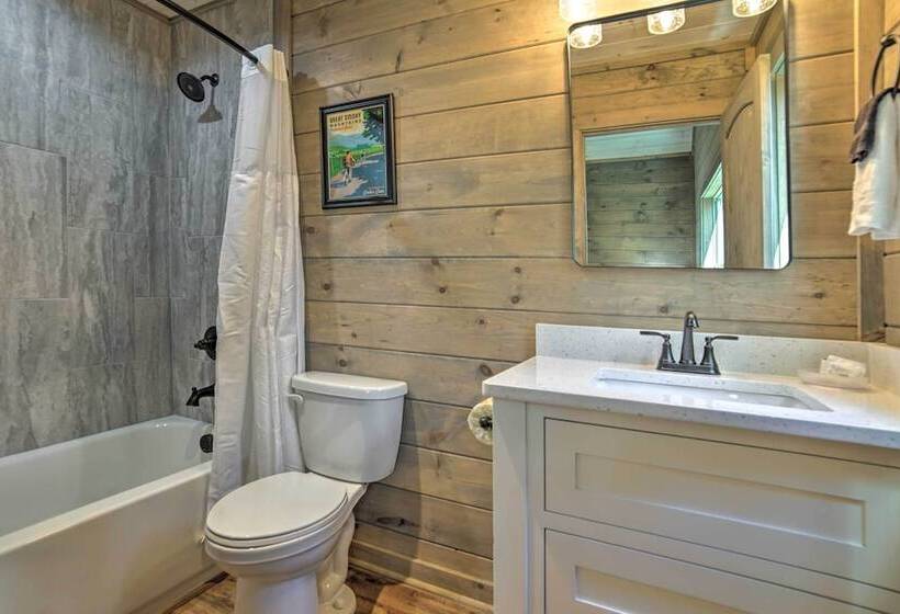 Sevierville Cabin W/ Hot Tub & Heated Indoor Pool