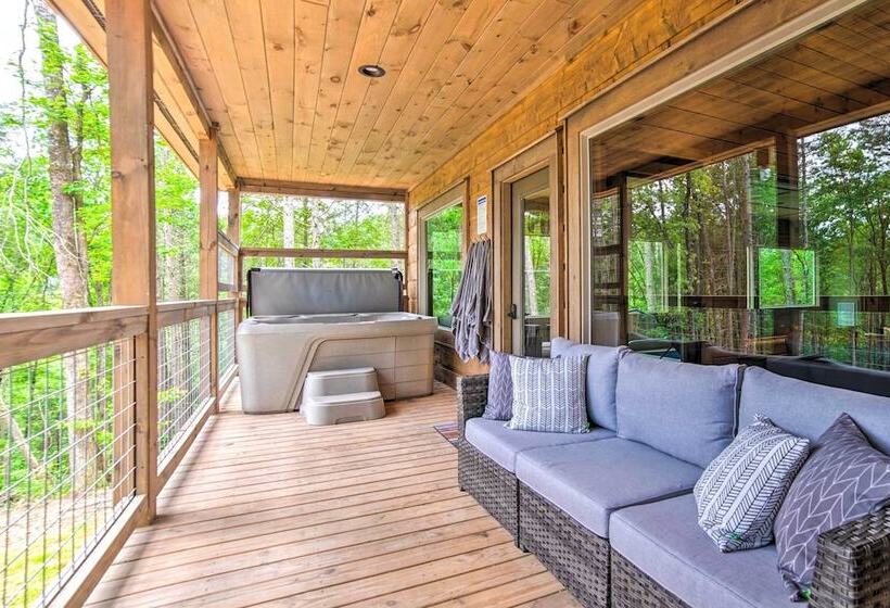 Sevierville Cabin W/ Hot Tub & Heated Indoor Pool