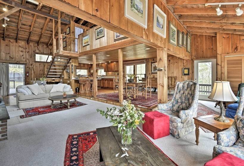 Skaneateles Lake Home: Water Views & Private Beach