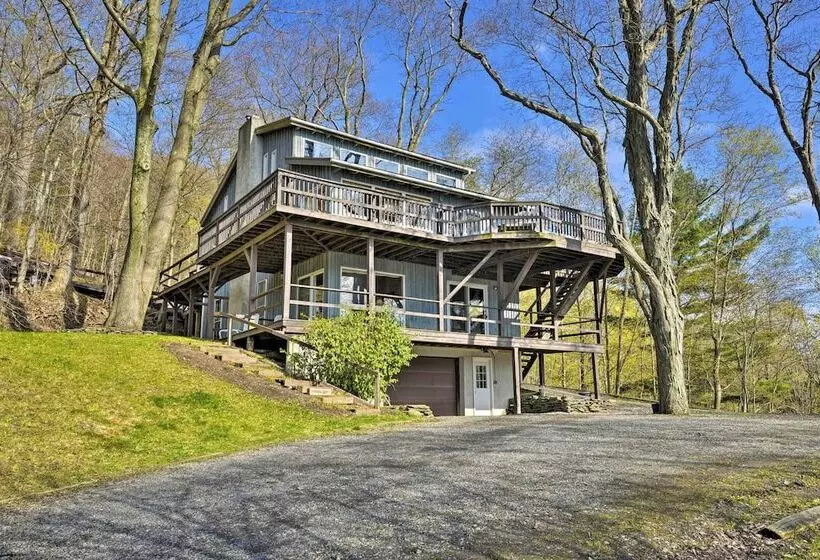 Skaneateles Lake Home: Water Views & Private Beach