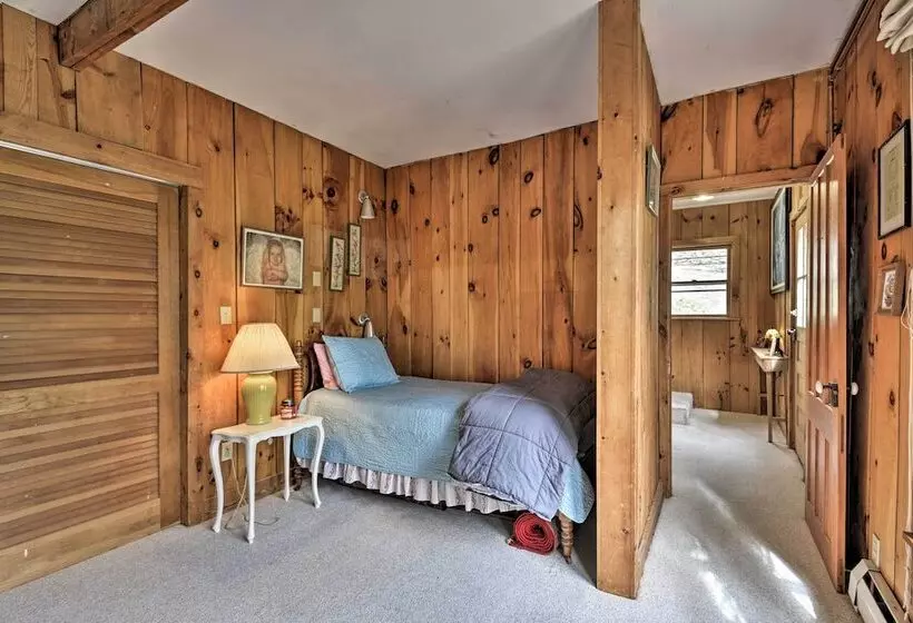 Skaneateles Lake Home: Water Views & Private Beach