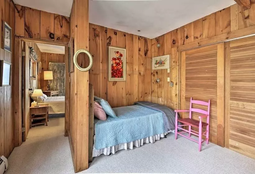 Skaneateles Lake Home: Water Views & Private Beach