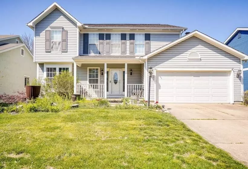 Spacious Home W/ Deck   9 Mi To Downtown Columbus