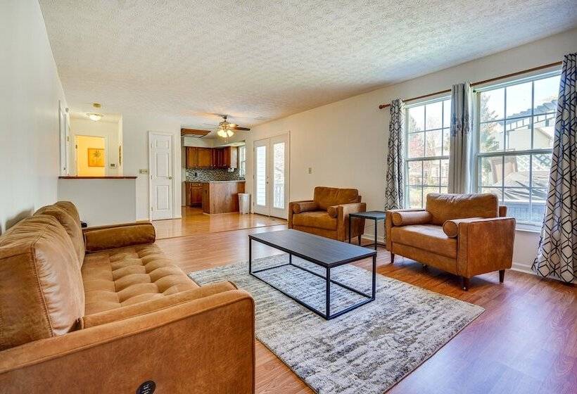 Spacious Home W/ Deck 9 Mi To Downtown Columbus