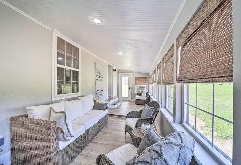 Stunning Oklahoma Home ~ 3 Mi To Spiro Mounds