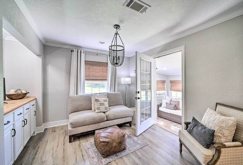 Stunning Oklahoma Home ~ 3 Mi To Spiro Mounds