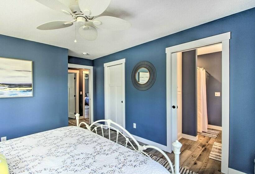 Sunny Lakefront Home W/ Fire Pit + Boat Dock!