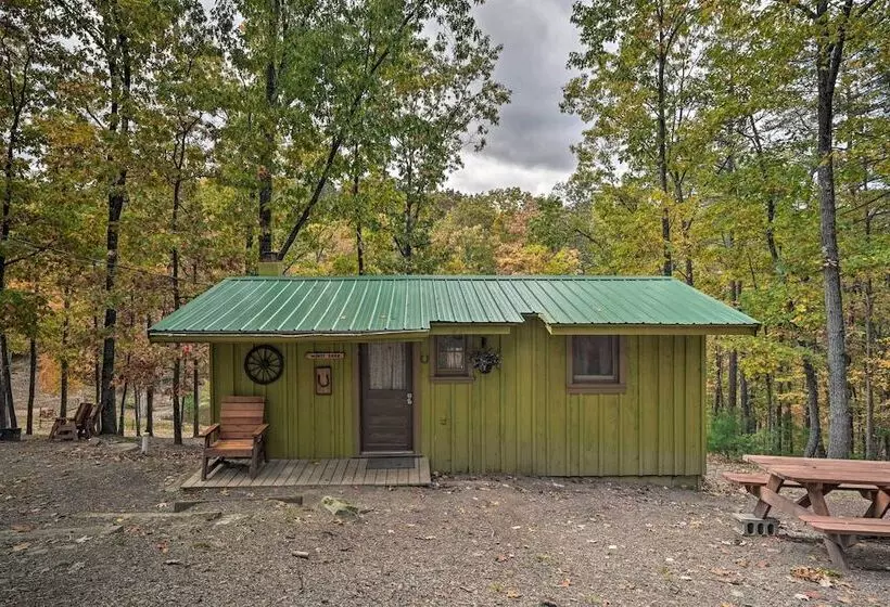 Wyatt Earp Cabin  W/ Deck, 1 Mi To Raystown Lake!