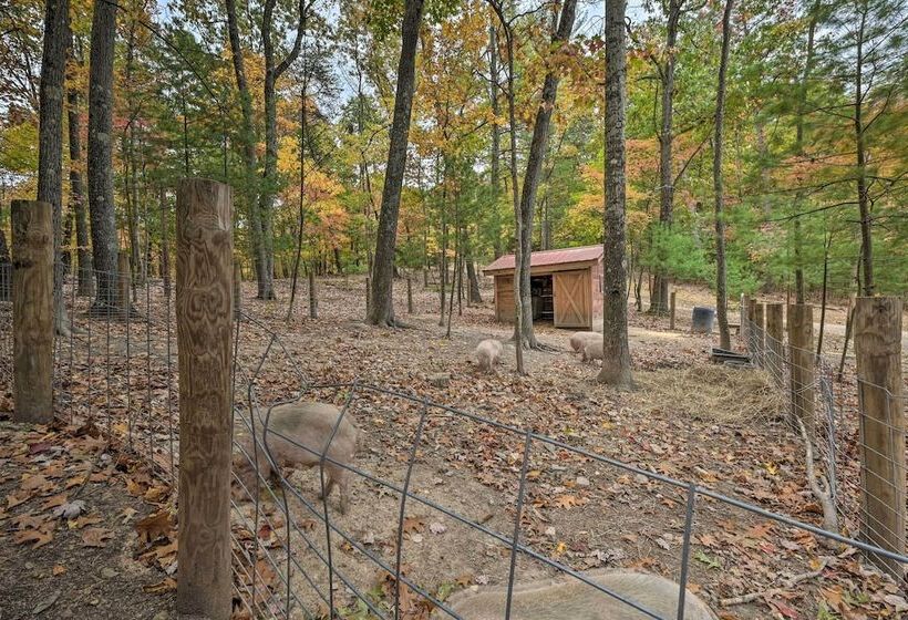 Wyatt Earp Cabin  W/ Deck, 1 Mi To Raystown Lake!
