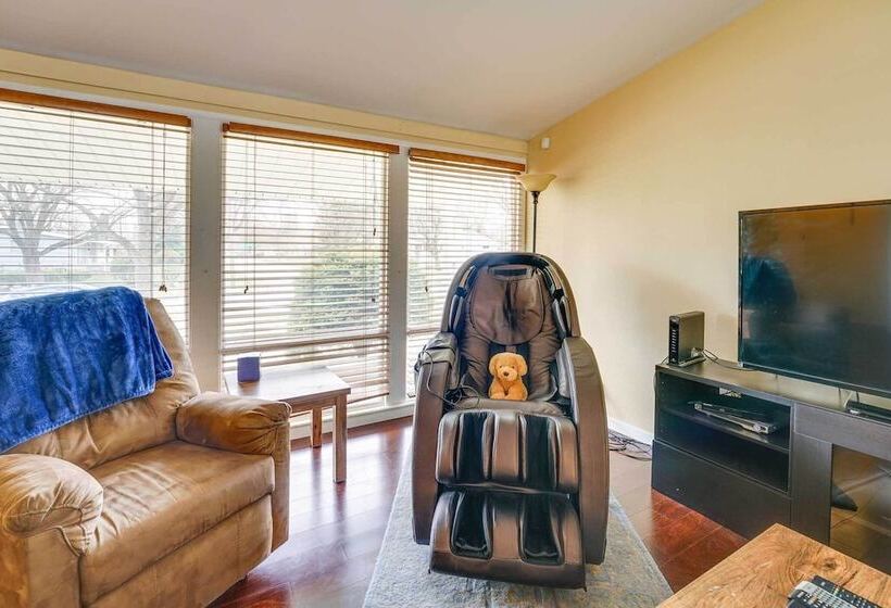 Bright Ann Arbor Home W/ Yard, 3 Mi To U Of M